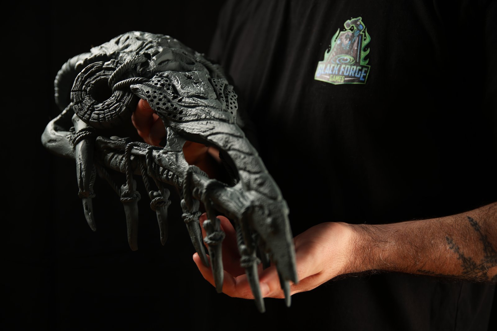 Face of Decay - Omari Mask Life-Sized — Unpainted